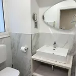 Esperia Hotel 3*