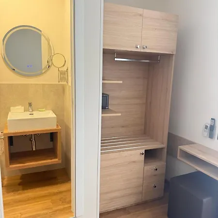 Esperia Отель 3*