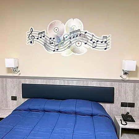 Esperia Hotel